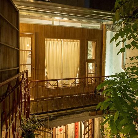 想起天井老宅民宿thinking Homestay Tainan Esterno foto