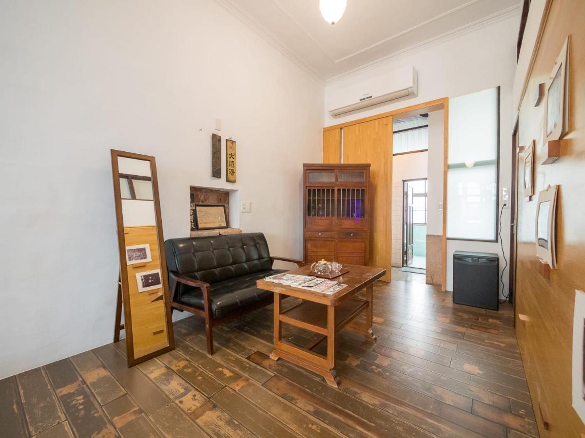 想起天井老宅民宿thinking Homestay Tainan Esterno foto